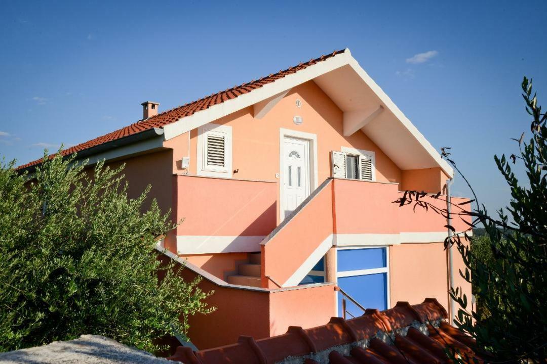 Apartment Olive Jovici  Bagian luar foto